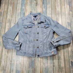 TOMMY HILFIGER Denim Jacket.
